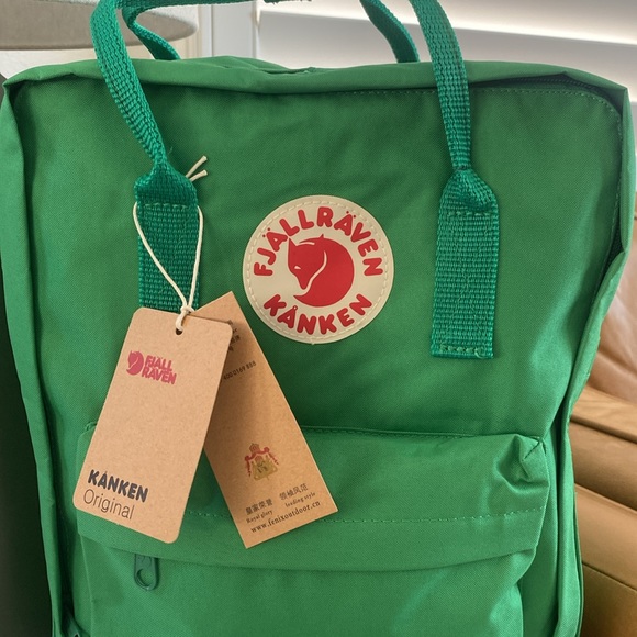 Light GREEN FJALLRAVEN KANKEN backpack - Picture 2 of 7